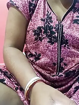 Snapshot of itz-liliroy chatting on 04/16/26, 01:45 itz-liliroy online show from 04/16/26, 01:45