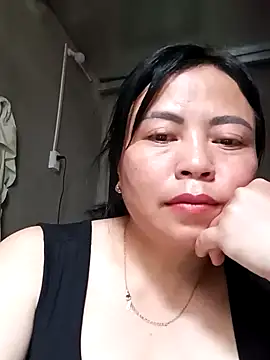 Snapshot of -Hami- chatting on 04/12/26, 08:52 -Hami- online show from 04/12/26, 08:52