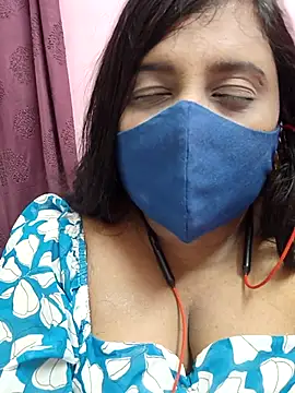 Tami-sonia online show from 04/11/26, 06:45