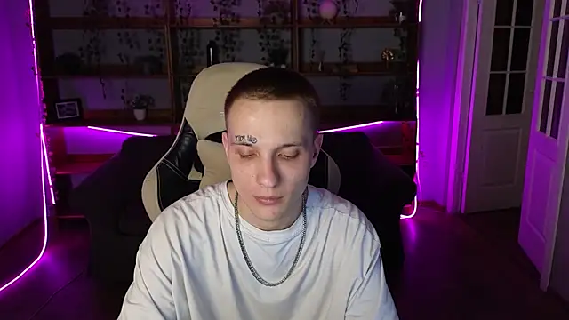 Dreamkai online show from 04/07/26, 02:39