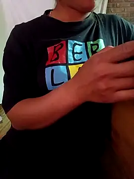 Snapshot of cat-kat chatting on 04/09/26, 06:02 cat-kat online show from 04/09/26, 06:02