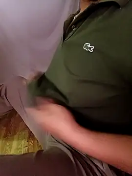 Snapshot of cat-kat chatting on 04/10/26, 01:38 cat-kat online show from 04/10/26, 01:38