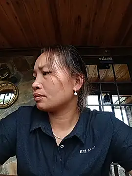 cat-kat online show from 05/25/26, 05:02