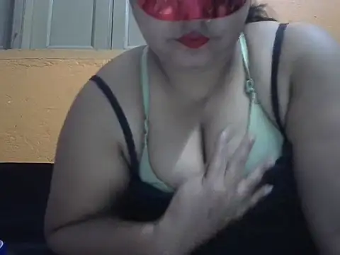 Naina1994 online show from 04/08/26, 09:26