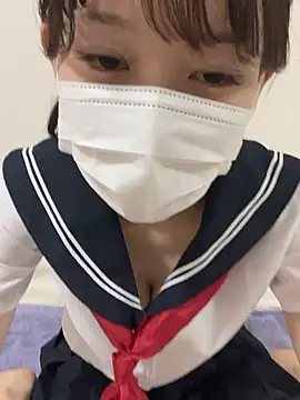 Snapshot of yuki2210 chatting on 04/15/26, 10:11 yuki2210 online show from 04/15/26, 10:11