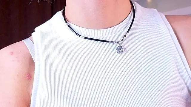 Snapshot of TeshaDurrell chatting on 04/05/26, 12:46 TeshaDurrell online show from 04/05/26, 12:46