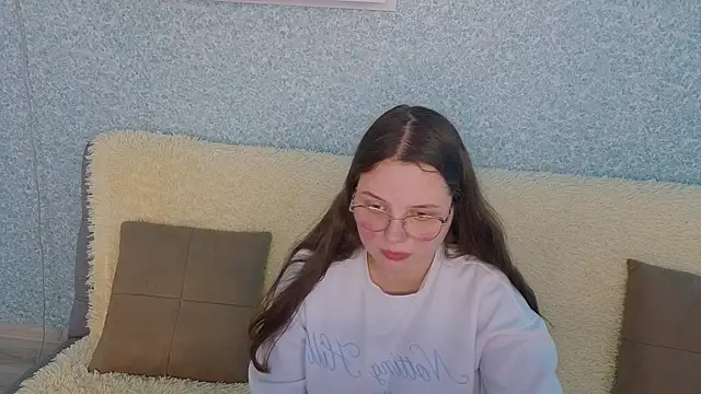 SofiDreamm online show from 04/04/26, 02:14