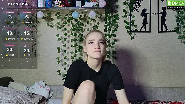 Girl Meow18 online show from 06/05/26, 12:39