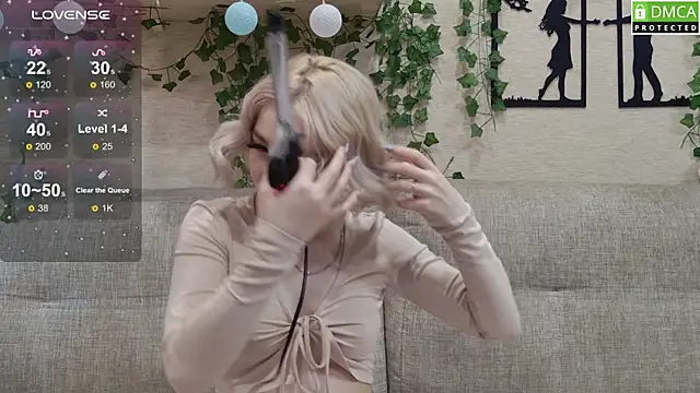 Girl Meow18 online show from 06/21/26, 12:46