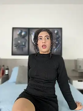 Odett Khastoff online show from 04/12/26, 01:16