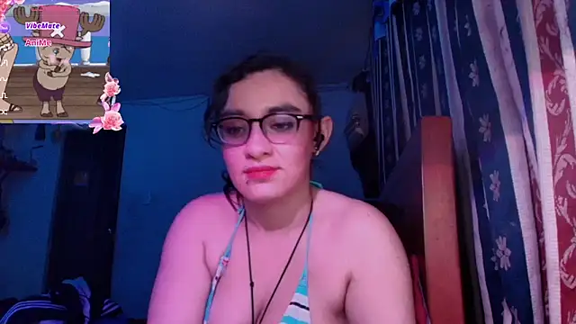 Snapshot of Ellaa_honey chatting on 04/24/26, 02:03 Ellaa honey online show from 04/24/26, 02:03