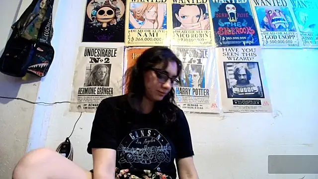 Snapshot of Ellaa_honey chatting on 05/29/26, 02:42 Ellaa honey online show from 05/29/26, 02:42