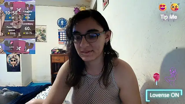 Snapshot of Ellaa_honey chatting on 06/13/26, 11:13 Ellaa honey online show from 06/13/26, 11:13