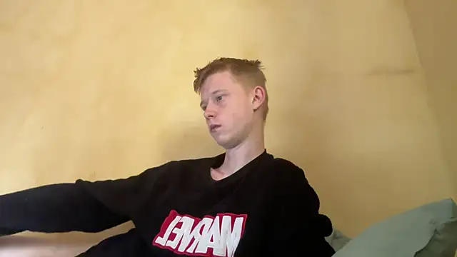 Snapshot of dreamy_devi1 chatting on 04/05/26, 01:08 dreamy devi1 online show from 04/05/26, 01:08