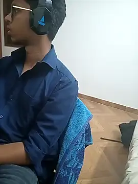 Snapshot of letsplaygame chatting on 04/13/26, 05:29 letsplaygame online show from 04/13/26, 05:29