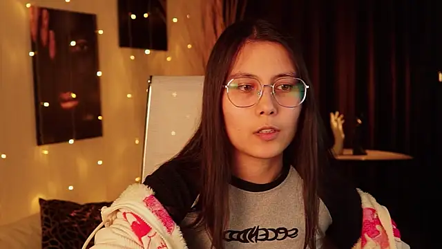 ElisonAvergarden online show from 04/16/26, 03:13