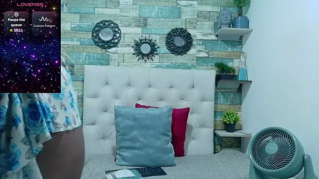 Snapshot of Skylernaomi chatting on 04/13/26, 03:06 Skylernaomi online show from 04/13/26, 03:06