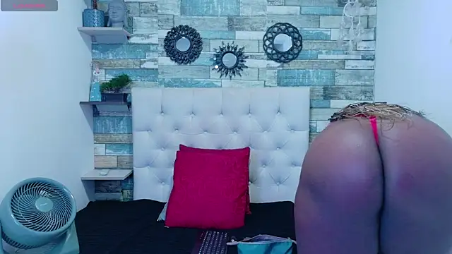 Skylernaomi online show from 06/01/26, 02:30