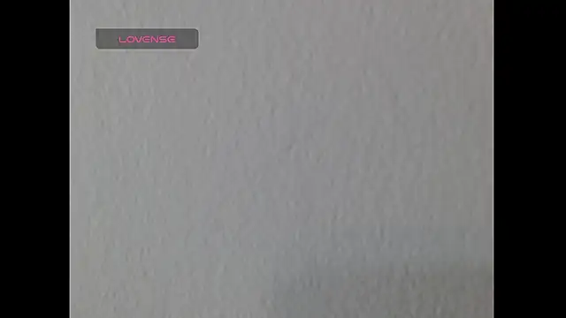 Snapshot of scarlet1609 chatting on 07/04/26, 02:12 scarlet1609 online show from 07/04/26, 02:12