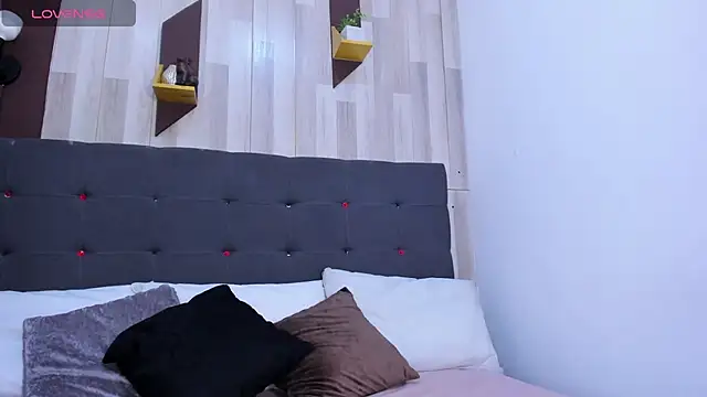 GrayHall online show from 04/08/26, 08:31