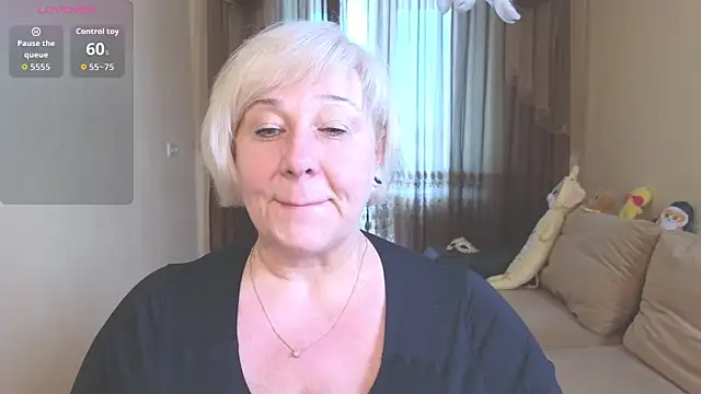 Milane Milky online show from 04/17/26, 04:48