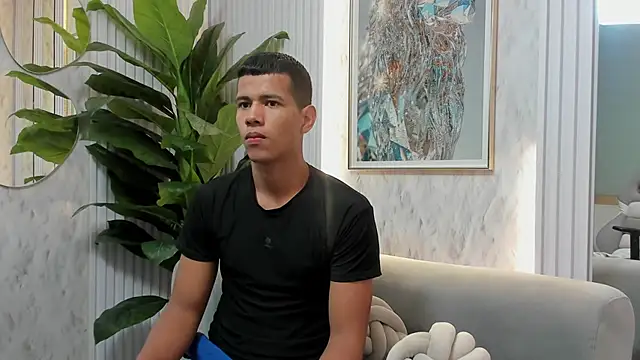 noahdark  online show from 04/11/26, 02:38