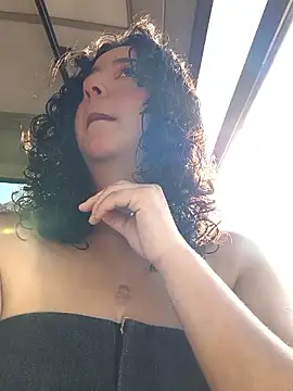 Snapshot of bella_swwan_ chatting on 04/04/26, 01:08 bella swwan online show from 04/04/26, 01:08