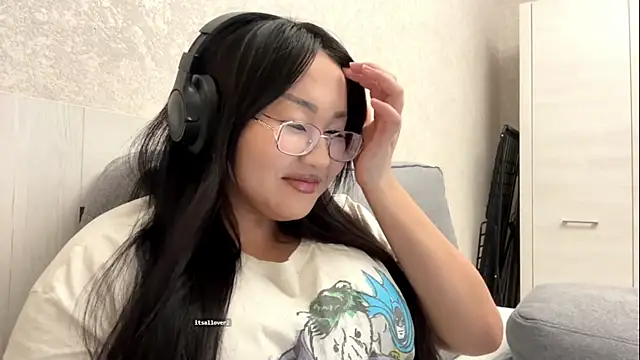 Snapshot of Feylinmay chatting on 04/07/26, 10:20 Feylinmay online show from 04/07/26, 10:20