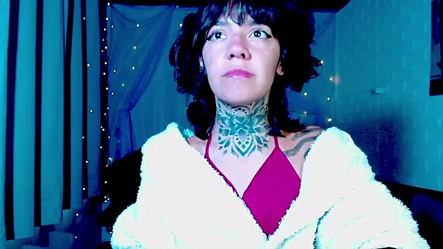 LannieGonzales online show from 04/06/26, 12:50