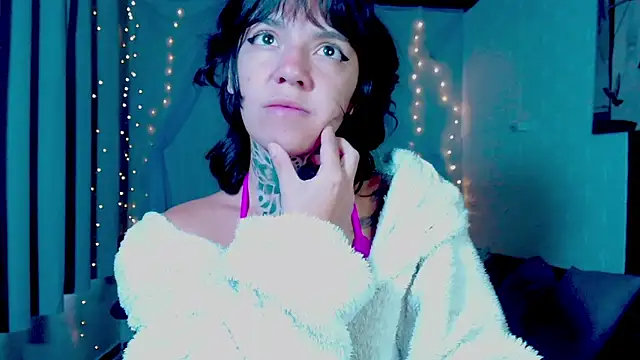 LannieGonzales online show from 04/07/26, 12:05