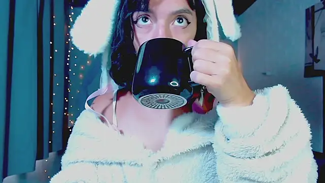 LannieGonzales online show from 04/08/26, 12:49