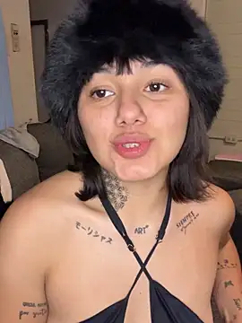 Abrildqquino online show from 05/04/26, 03:02