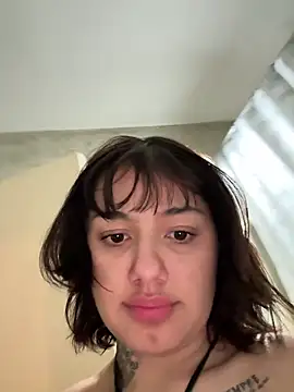 Abrildqquino online show from 05/05/26, 03:14