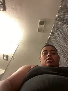 Txcock67 online show from 04/05/26, 05:48