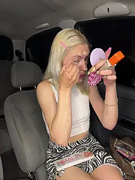 Lia fire online show from 04/03/26, 03:04