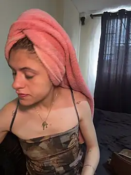 Lia fire online show from 05/24/26, 06:46
