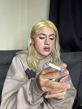 Lia fire online show from 05/30/26, 03:03