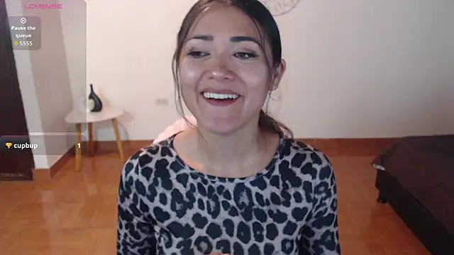 FreyaRouge online show from 05/19/26, 07:20