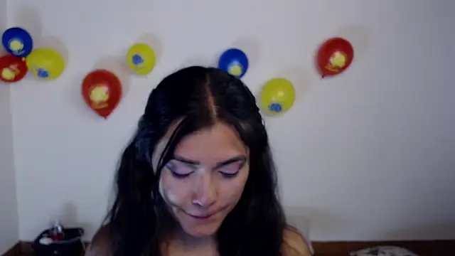 FreyaRouge online show from 06/24/26, 05:56