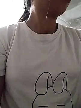 Lisa-aa online show from 04/10/26, 09:08