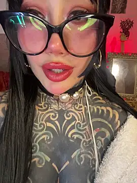 Musedreams online show from 04/08/26, 01:27