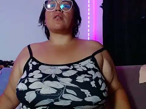 vibeSex1 online show from 04/12/26, 07:19