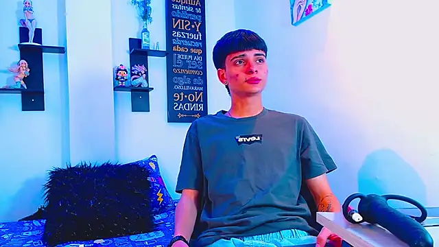 milo hot  online show from 04/10/26, 10:58