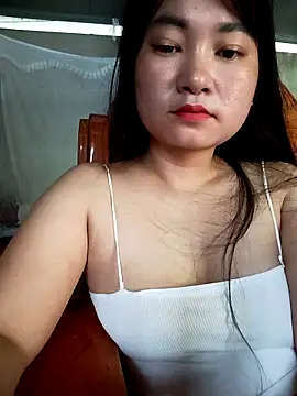 Snapshot of Linh_Hoang chatting on 05/28/26, 09:17 Linh Hoang online show from 05/28/26, 09:17