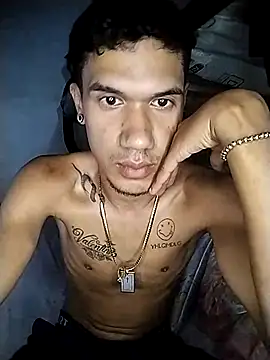 Athenas 23CM online show from 04/08/26, 02:11