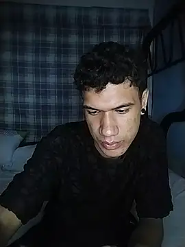 Athenas 23CM online show from 05/21/26, 04:30