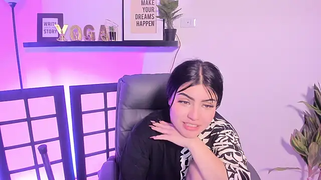 Snapshot of SamanthaVelvett_ chatting on 04/11/26, 07:45 SamanthaVelvett online show from 04/11/26, 07:45