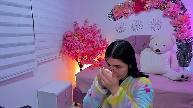 Snapshot of SamanthaVelvett_ chatting on 04/12/26, 03:22 SamanthaVelvett online show from 04/12/26, 03:22