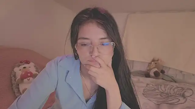 Snapshot of AMELIEEEX chatting on 04/02/26, 04:54 AMELIEEEX online show from 04/02/26, 04:54