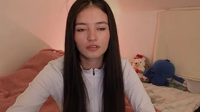 Snapshot of AMELIEEEX chatting on 04/14/26, 03:34 AMELIEEEX online show from 04/14/26, 03:34